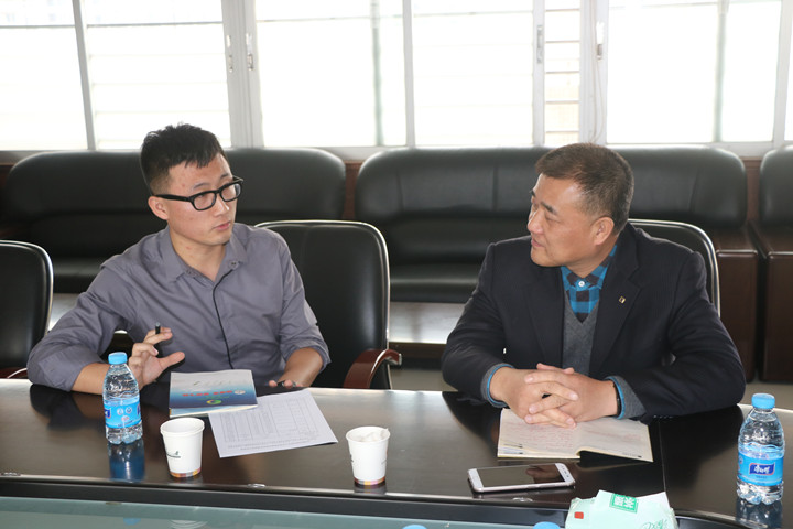 公明中英文学校约请灼烁新区教科研中心中学教研员听课视导