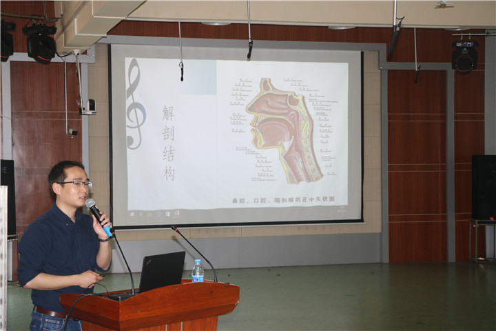 公明中英文学校请专家教先生怎样；；；；；；どぷ