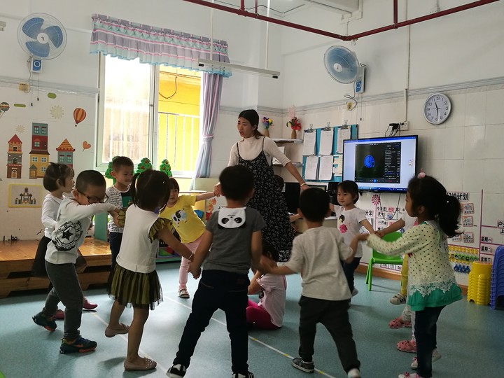 威廉希尔官网花园幼儿园音乐浏览教研运动