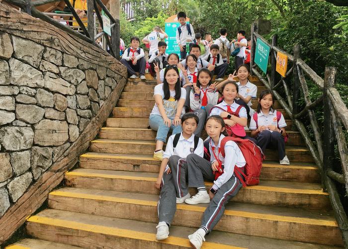 绿色低碳伴我行，，，，，，，文明环保在我心 ——小学部春游实践运动报道